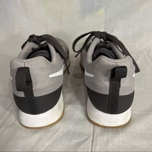 Nike MD Runner 2 Men’s Size 10.5- Dark Grey/Light Grey Excellent condition!
